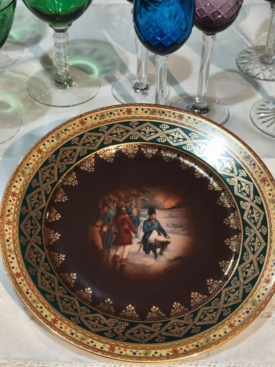 Plato de porcelana pintado